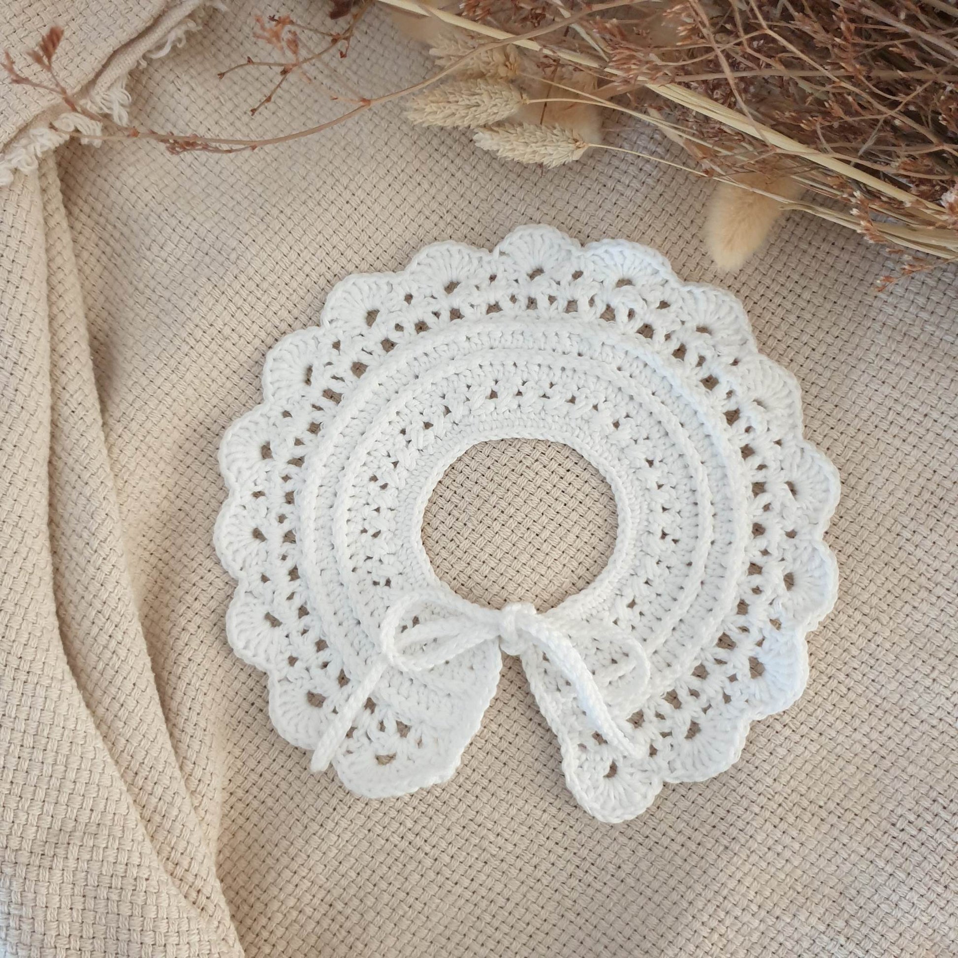 White cotton baby vintage collar