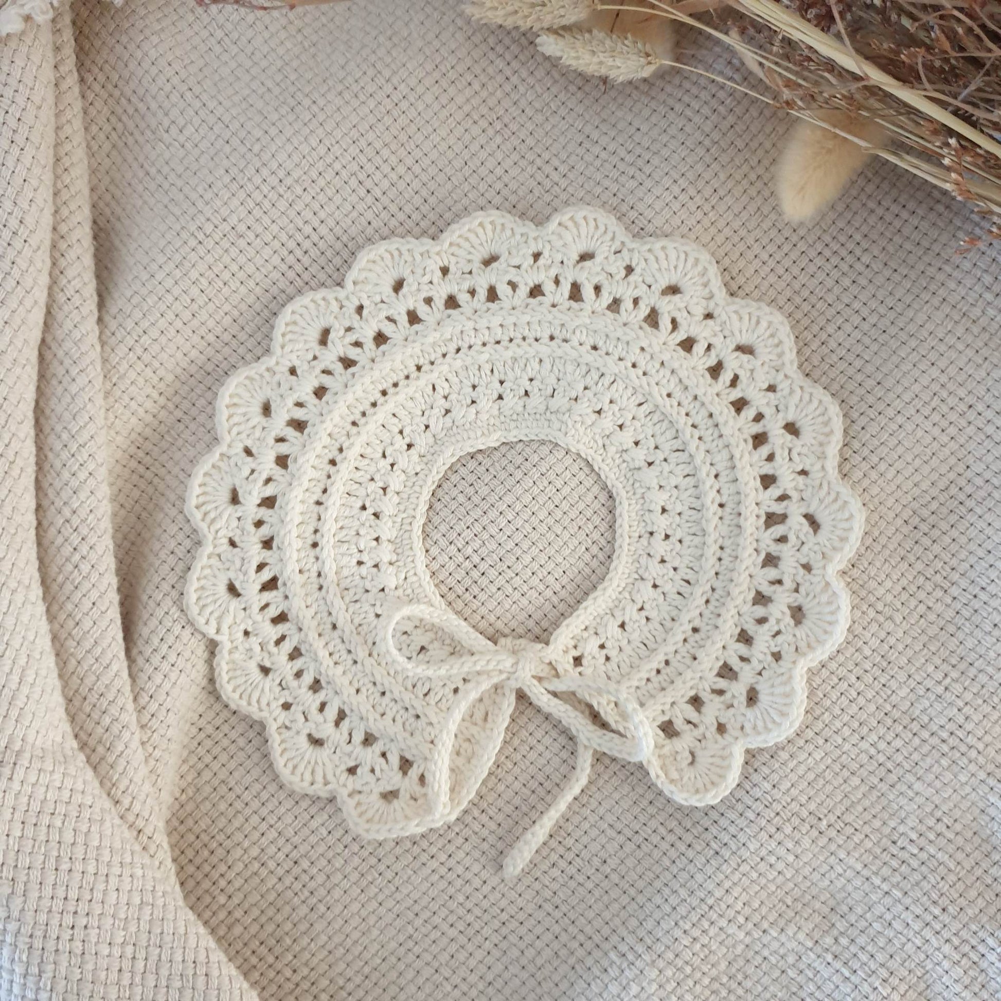 Cream vintage baby collar