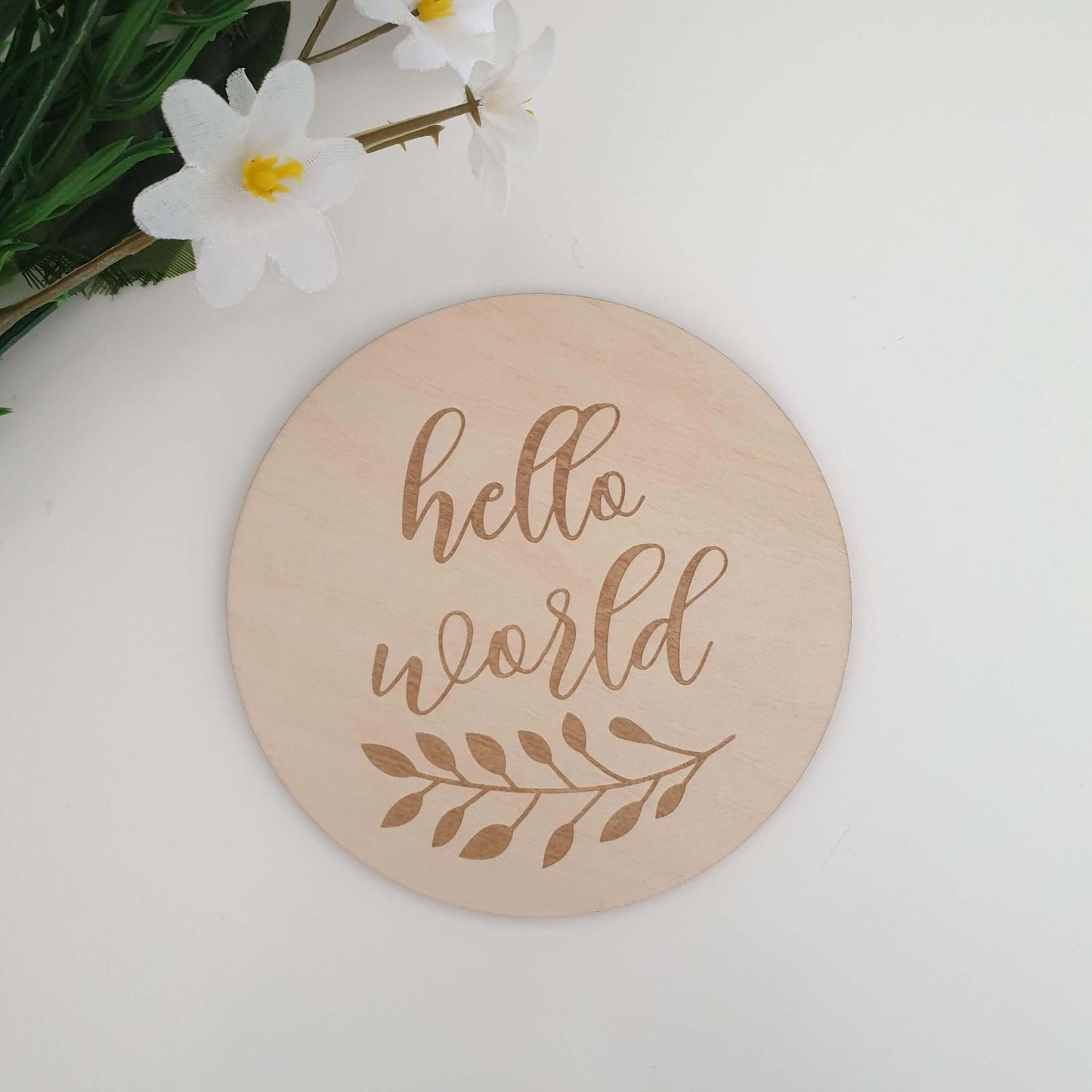 Hello World Wooden Disc, Wooden Baby Announcement, Pregnancy Plaque, Baby Arrival Sign, Flat Lay Baby Prop, Baby Milestone Card