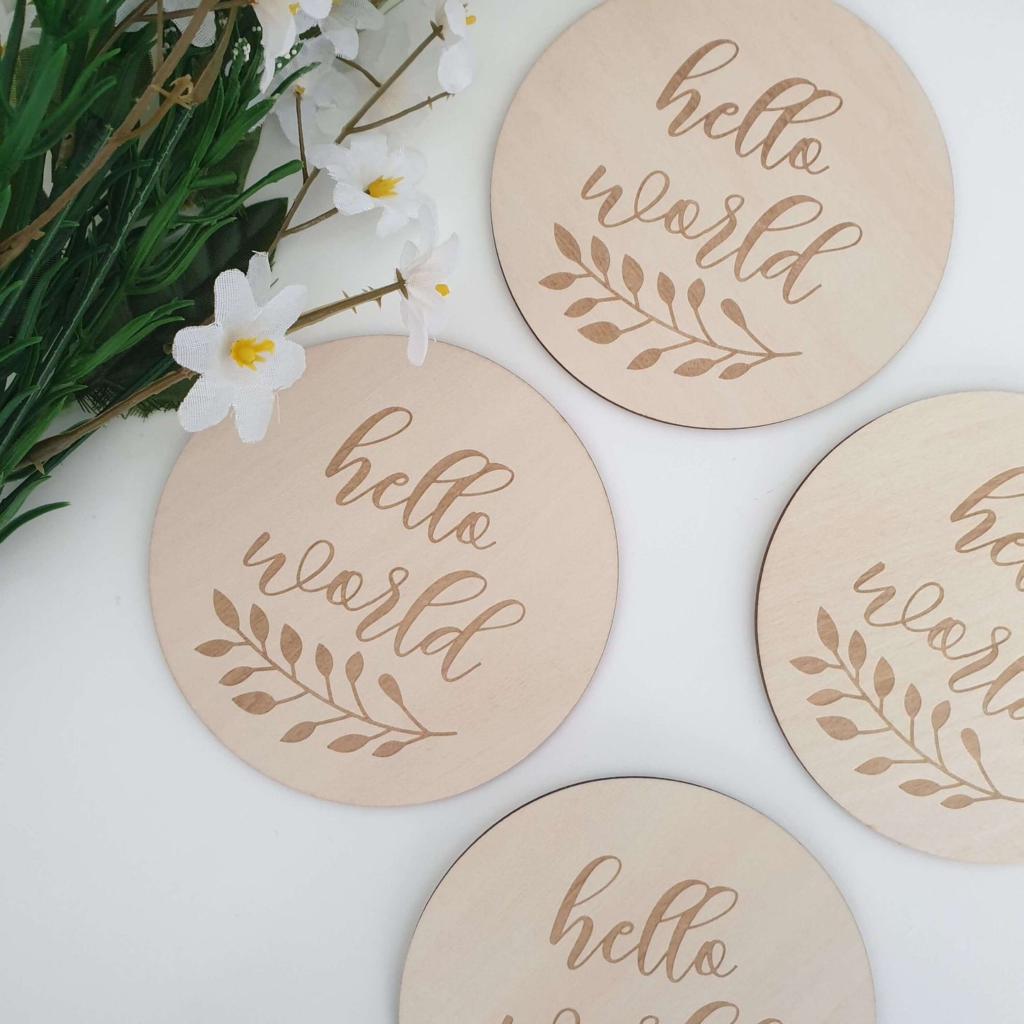 Hello World Wooden Disc, Wooden Baby Announcement, Pregnancy Plaque, Baby Arrival Sign, Flat Lay Baby Prop, Baby Milestone Card