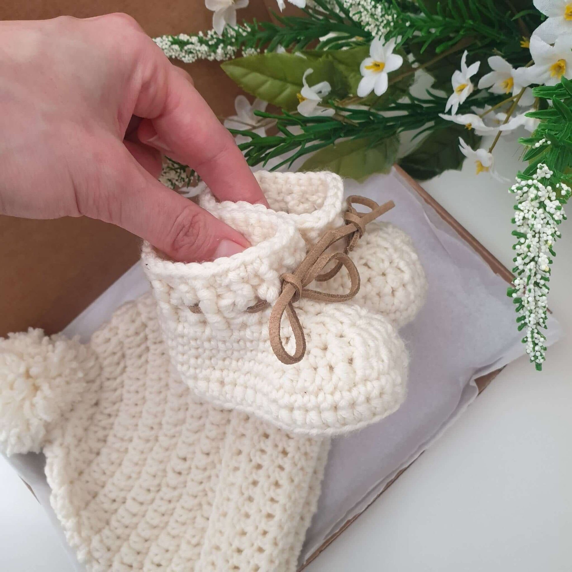 Merino wool baby booties and hat with leather shoe laces